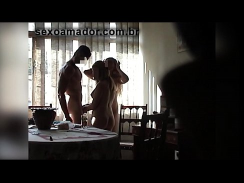 ❤️ Seks arkadaşlar dev bir adam ve onunla bir üçlü davet Porno tr.com-fullporner.ru ﹏